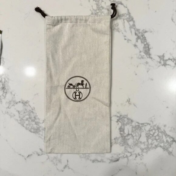 Hermes Dust Bag Perfect for Flats or Sandals Size 14 x 7 - Picture 1 of 4